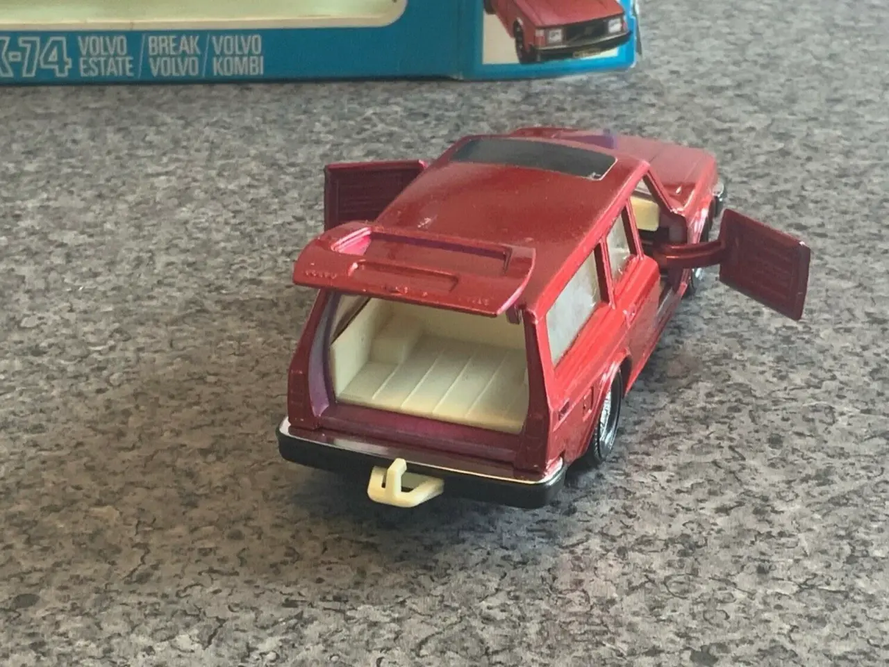 Billede 3 - Matchbox SuperKings K-74 Volvo Estate, scale 1:32