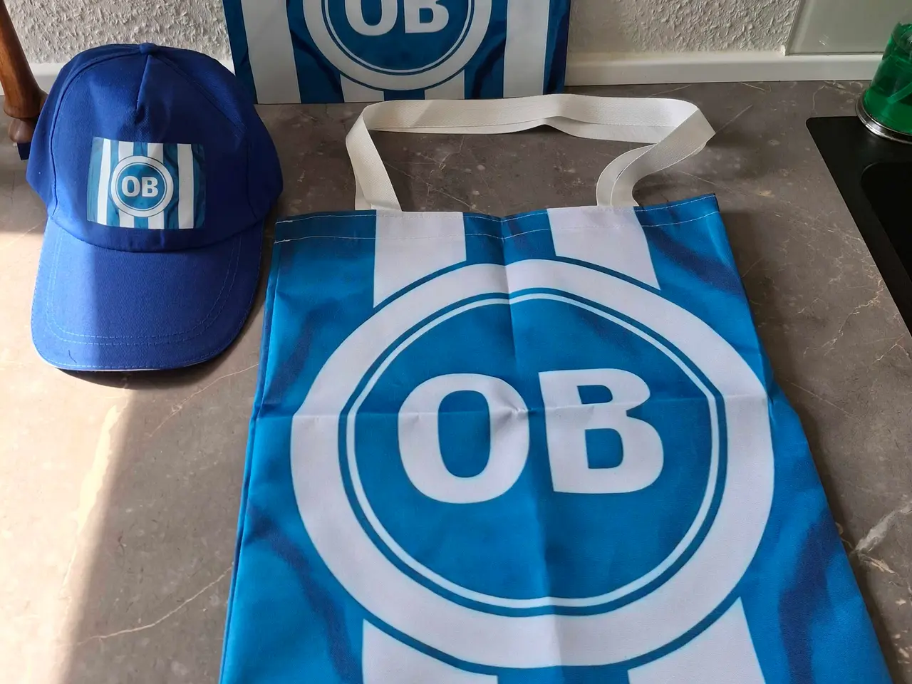 Billede 1 - OB net , hat og skilte
