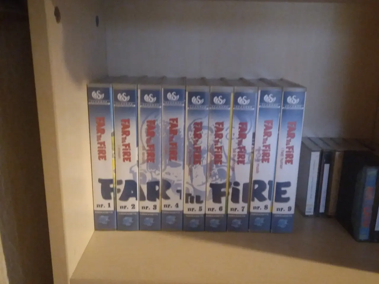 Billede 2 - "Far til Fire" serien med Lille Per- 9 stk vhs bån