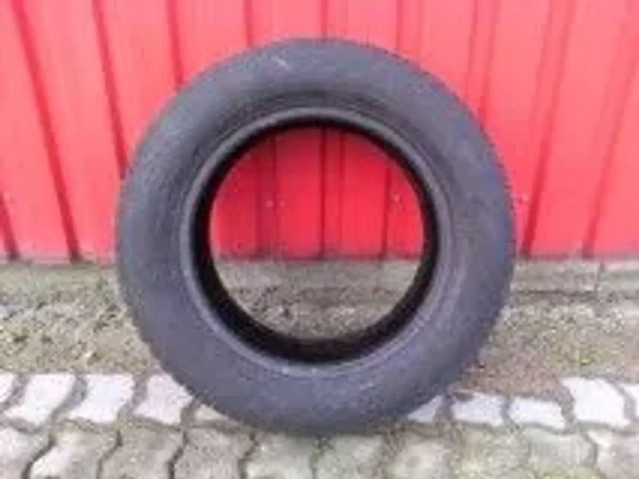 Billede 1 - Vredestein 205/60x15 Vinterdæk