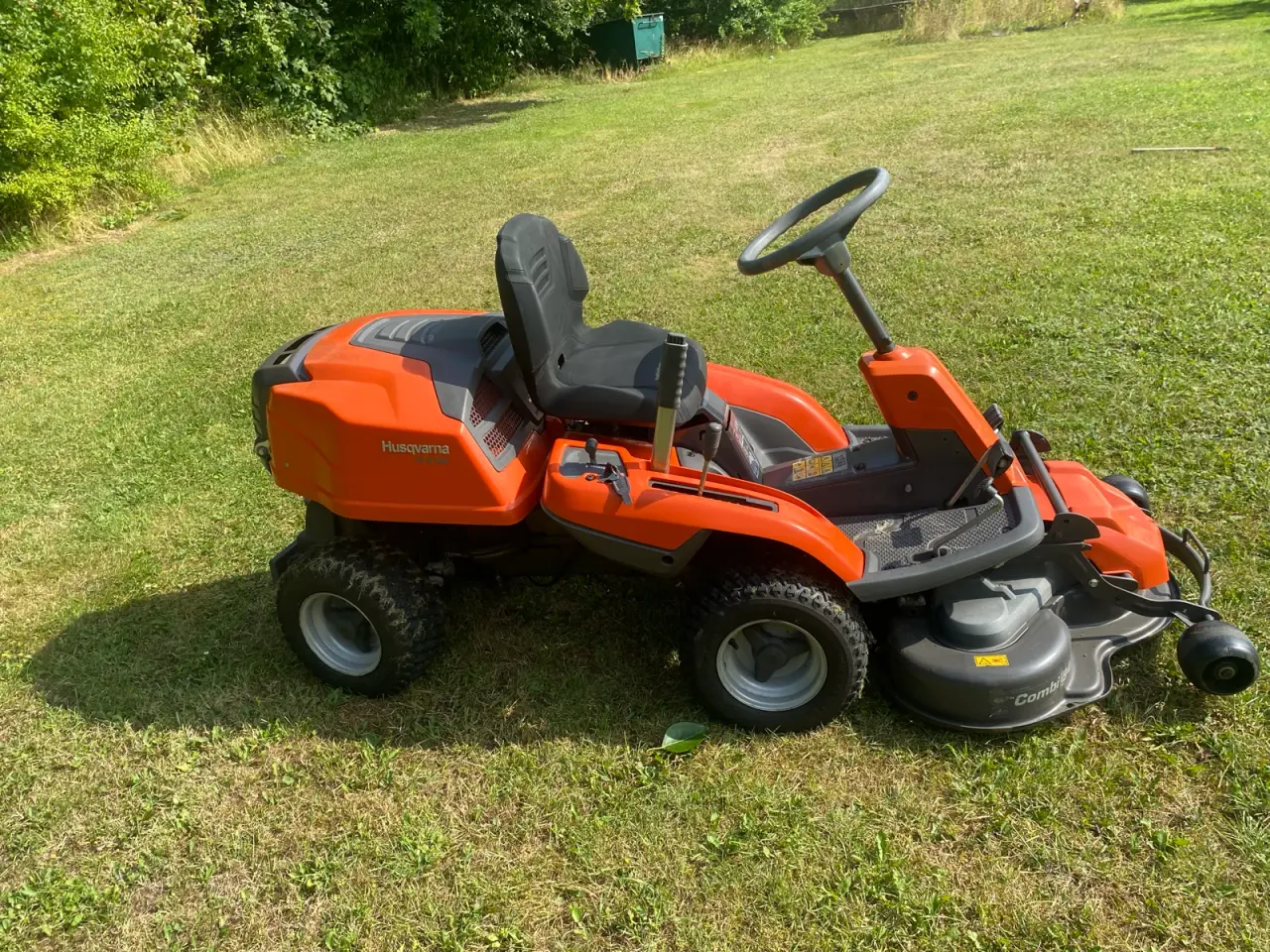 Billede 4 - Husqvarna R213C havetraktor