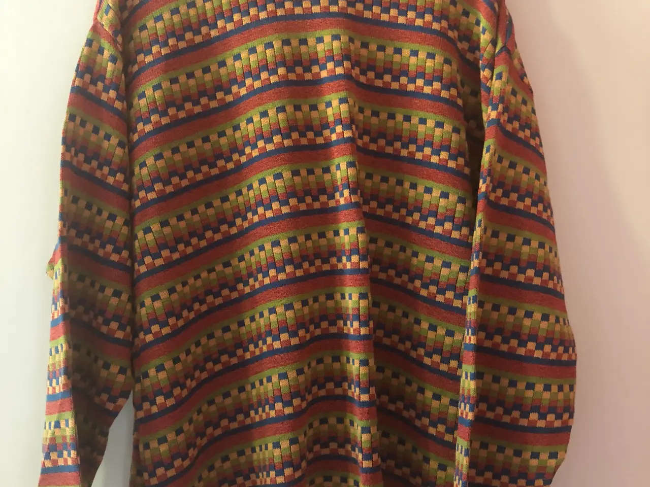 Billede 1 - Sweater i strik i varme farver