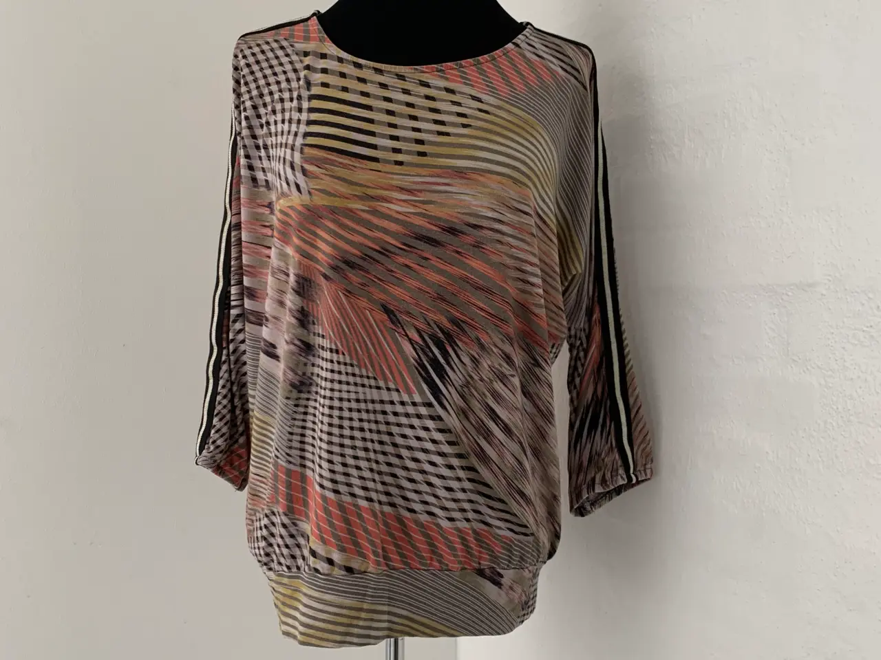 Billede 1 - Bluse str.38