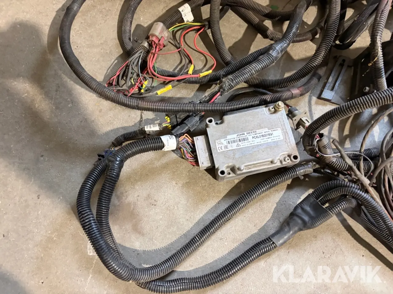 Billede 2 - Aktiv Redskabsstyring John Deere Application Controller 1100 med ventilblok