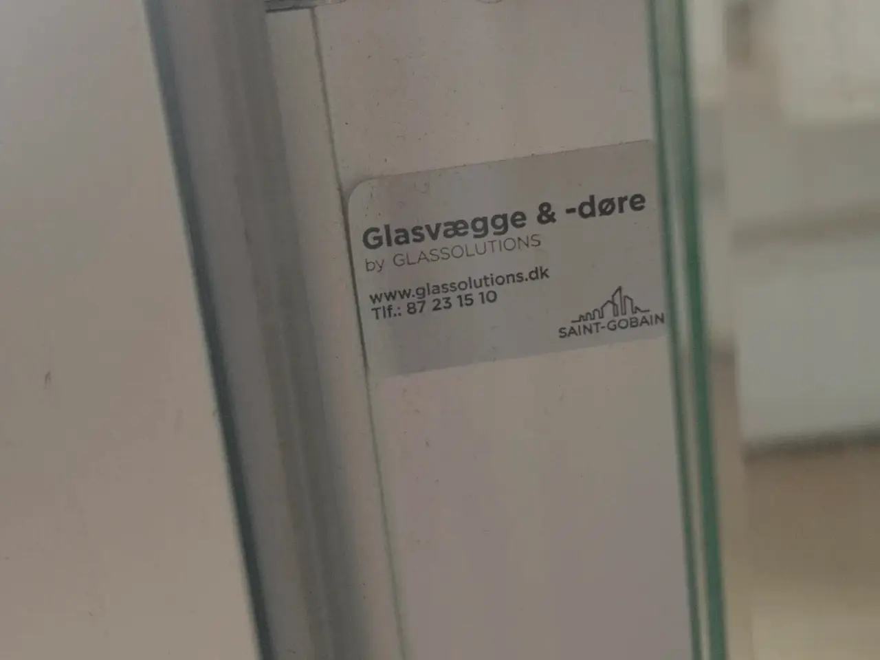 Billede 10 - 2 stk. professionelle fuldglasvægge med glasdør