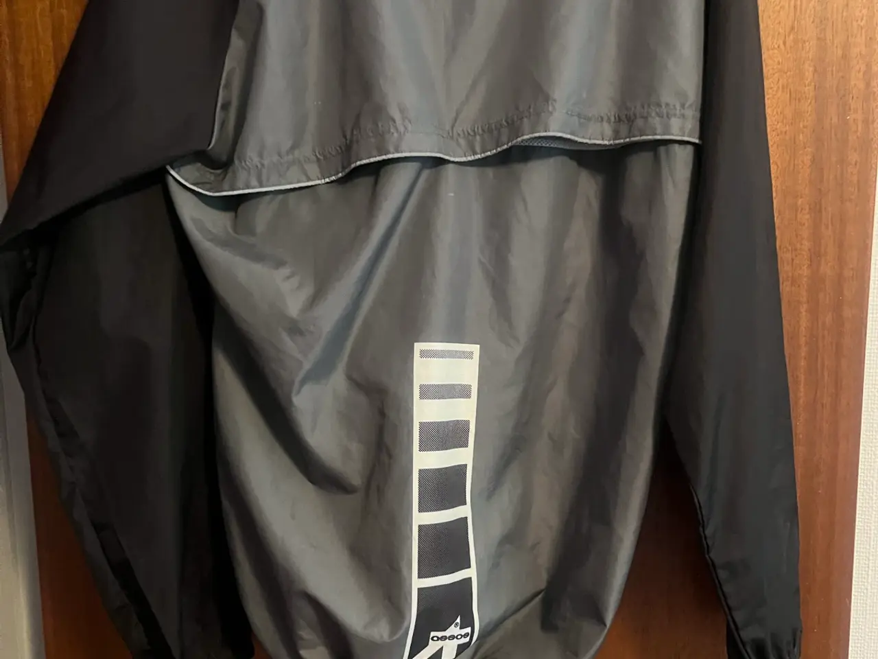 Billede 1 - Assos cykeljakke