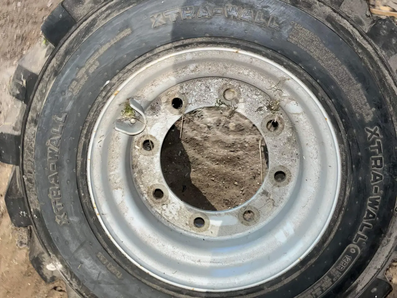 Billede 6 - 4 komplette hjul til feks JCB - Manitou
