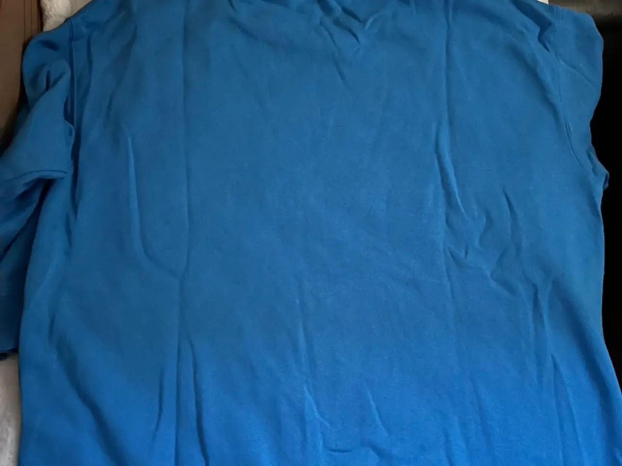 Billede 2 - Bluse fra H&M.