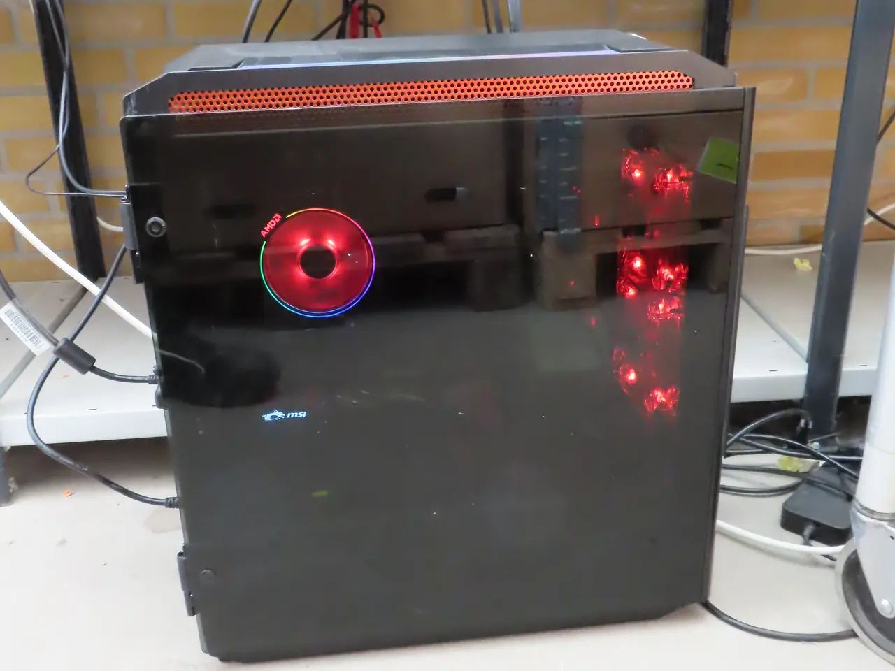 Billede 1 - Stationær Computer