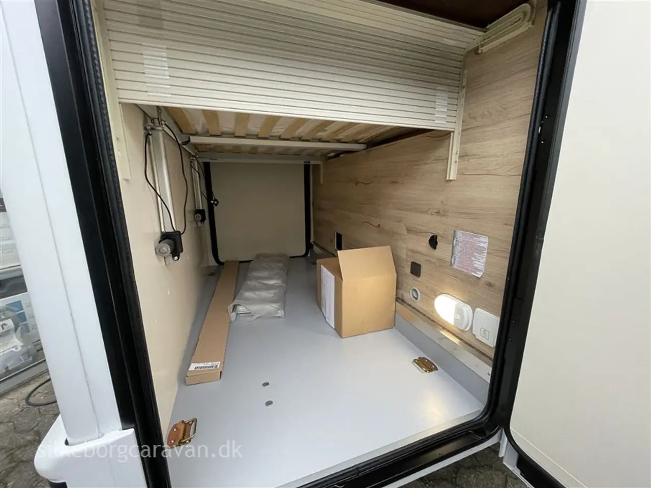 Billede 15 - 2027 - Elnagh Magnum 582