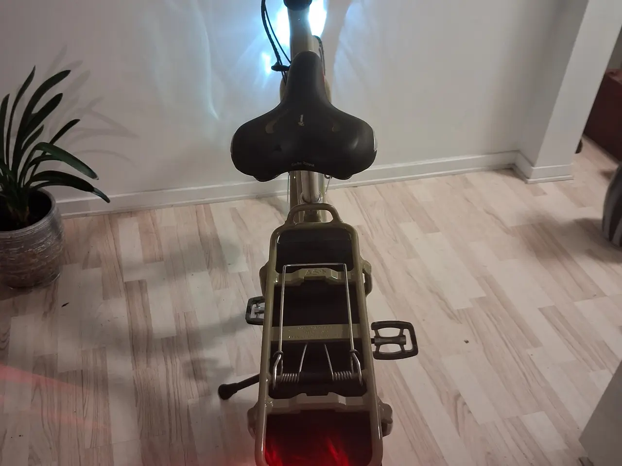 Billede 8 - Companion E1.0 lysebrun årgang 2026 elcykel