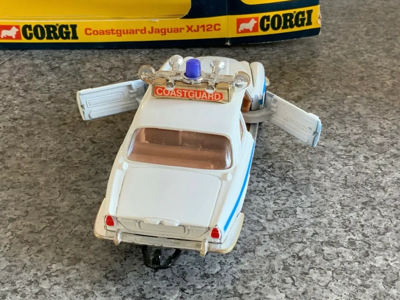 Billede 4 - Corgi Toys No. 414 Coastguard Jaguar XJ12C