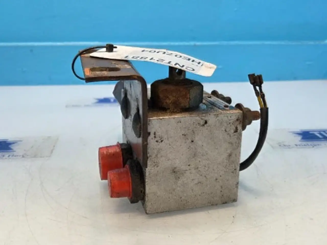 Billede 5 - Dronningborg D7500 Hydraulikventil 45110038