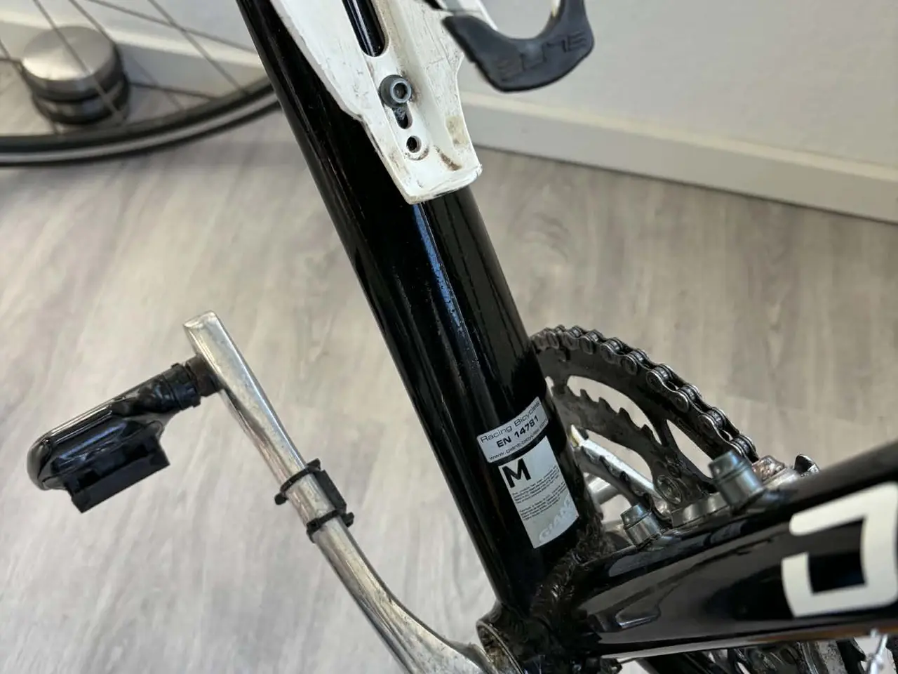 Billede 2 - Racercykel Giant Dafy 24 gear Medium