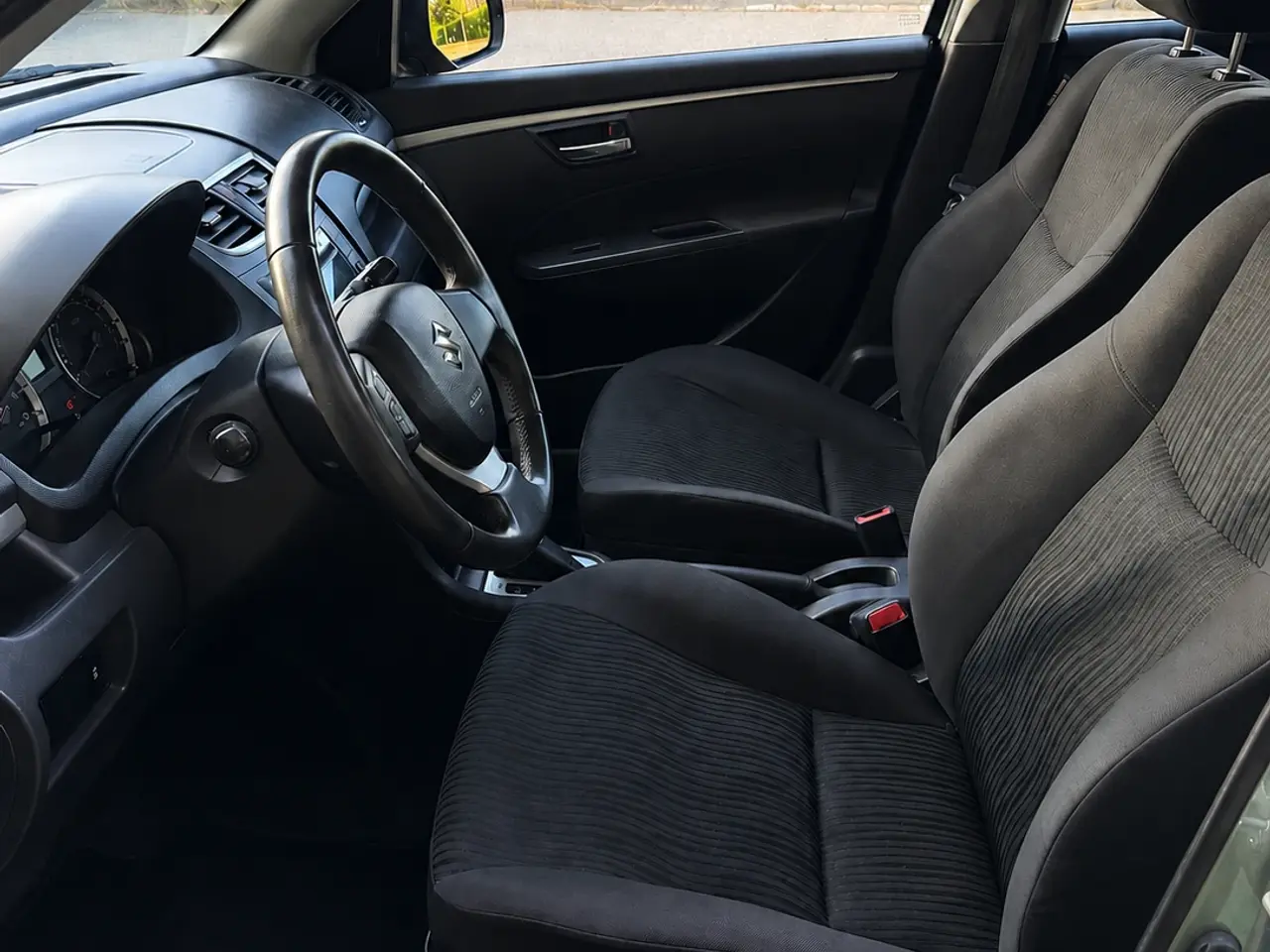 Billede 8 - Suzuki Swift 1.2 Benzin Automatgear – 2012