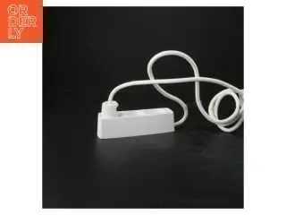 Hvid stikdåse fra E Line (str. 14,5x5,5 cm)