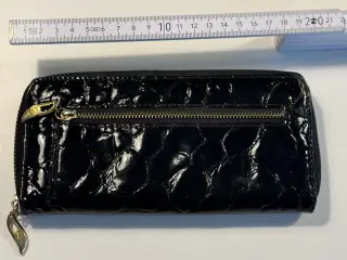 Clutch i kinstlæder
