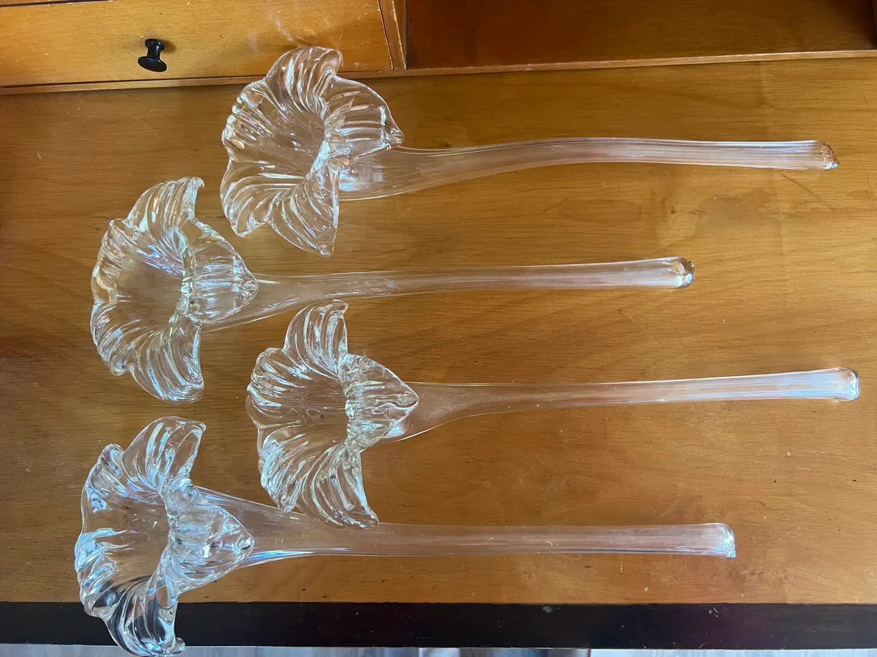 Billede 1 - 4 Stk. Liljevaser i klar glas.