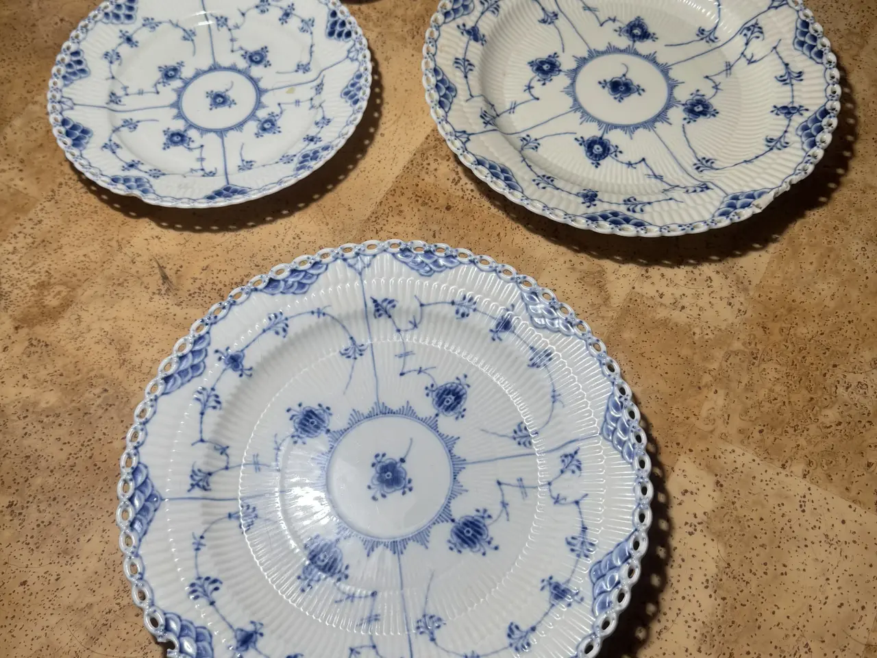 Billede 9 - Mussemalet porcelæn 