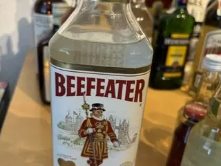 Blandede spiritusflasker Beefeater gin, whisky, ak