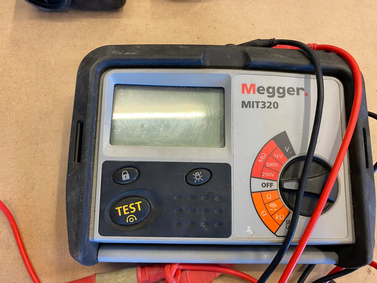 Billede 2 - Isolations- & gennemgangstester MEGGER MIT320
