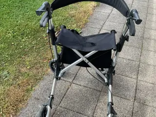 Rollator sælges