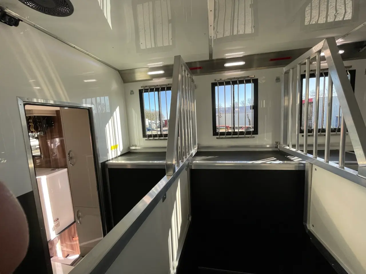 Billede 7 - Mercedes Atego med living + 2 heste/3 ponyer