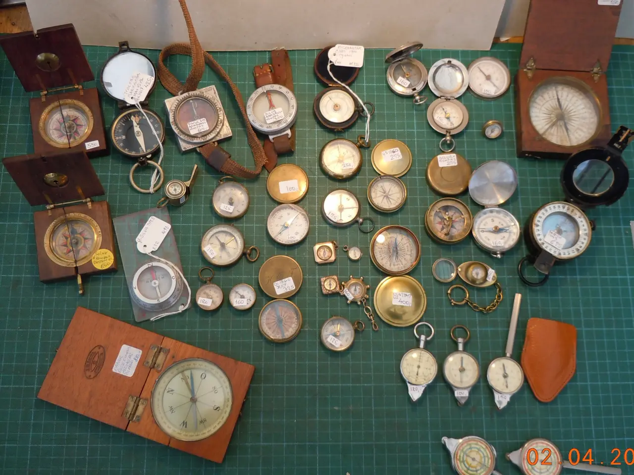 Billede 1 - Samling kompasser, Solur, træ, messing, bronze M.V