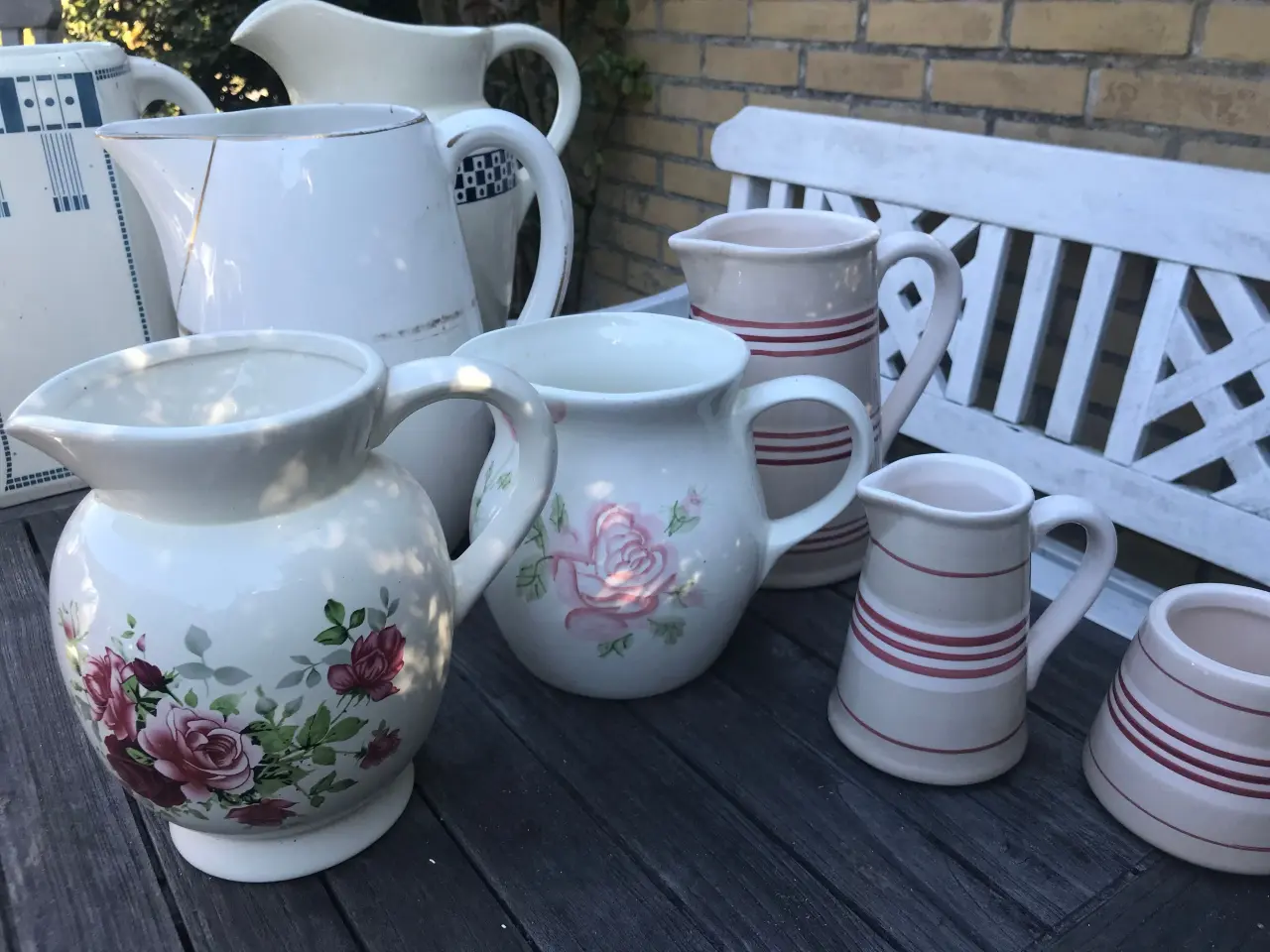Billede 2 - Gamle kande blå rød eller blomster
