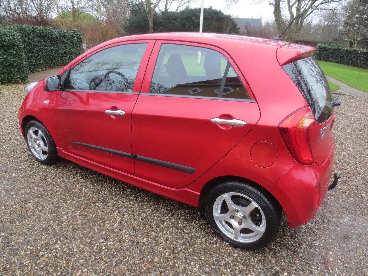 Billede 9 - Pæn Kia Picanto 1.0 i Synet i 26 M/træk.