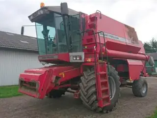 Massey Ferguson 40 sælges i dele/for spareparts