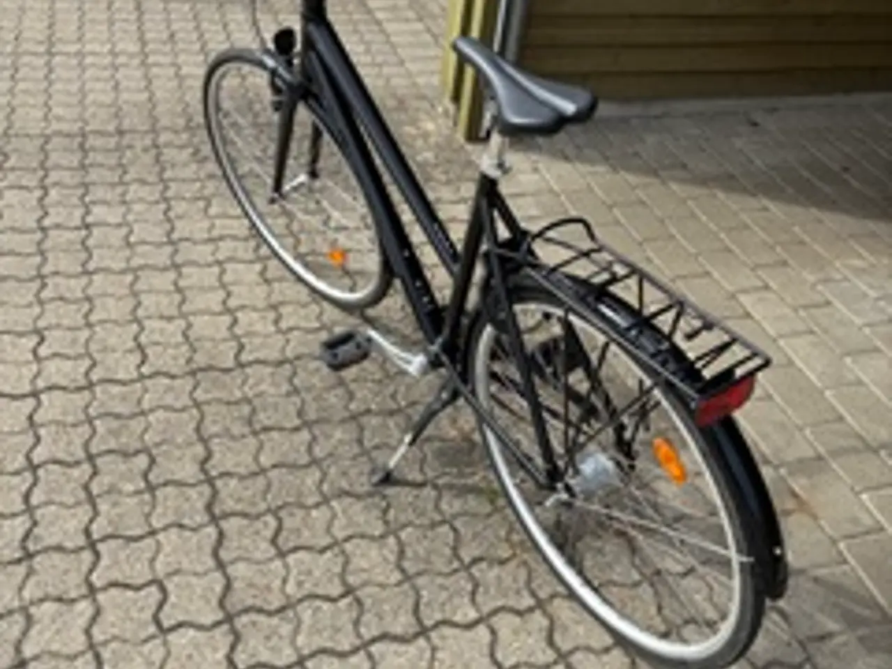 Billede 5 - En sporty damecykel i let aluminiumsstel