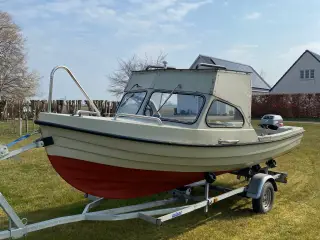 Båd med trailer