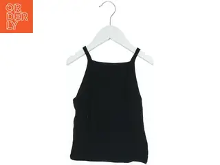 Sort Ribbet Tanktop fra H&M (str. 140)