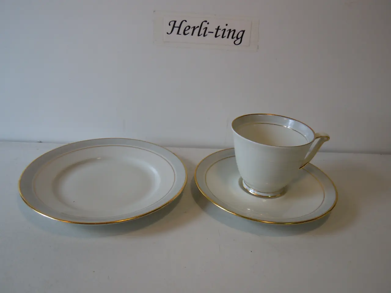 Billede 2 - OPHØRSUDSALG "Gråsten" kaffestel FØR.2400,00kr NU: