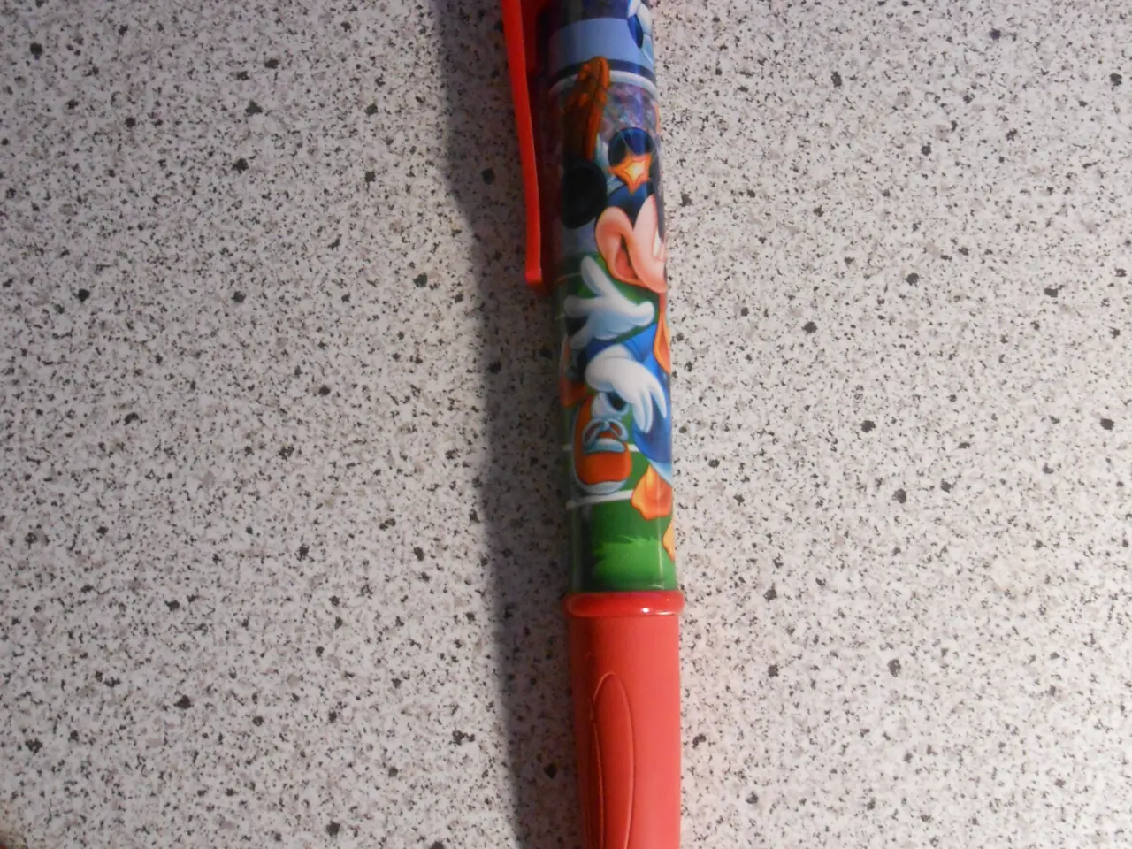 Billede 2 - Kapselåbner. Stor Disney Kuglepen.