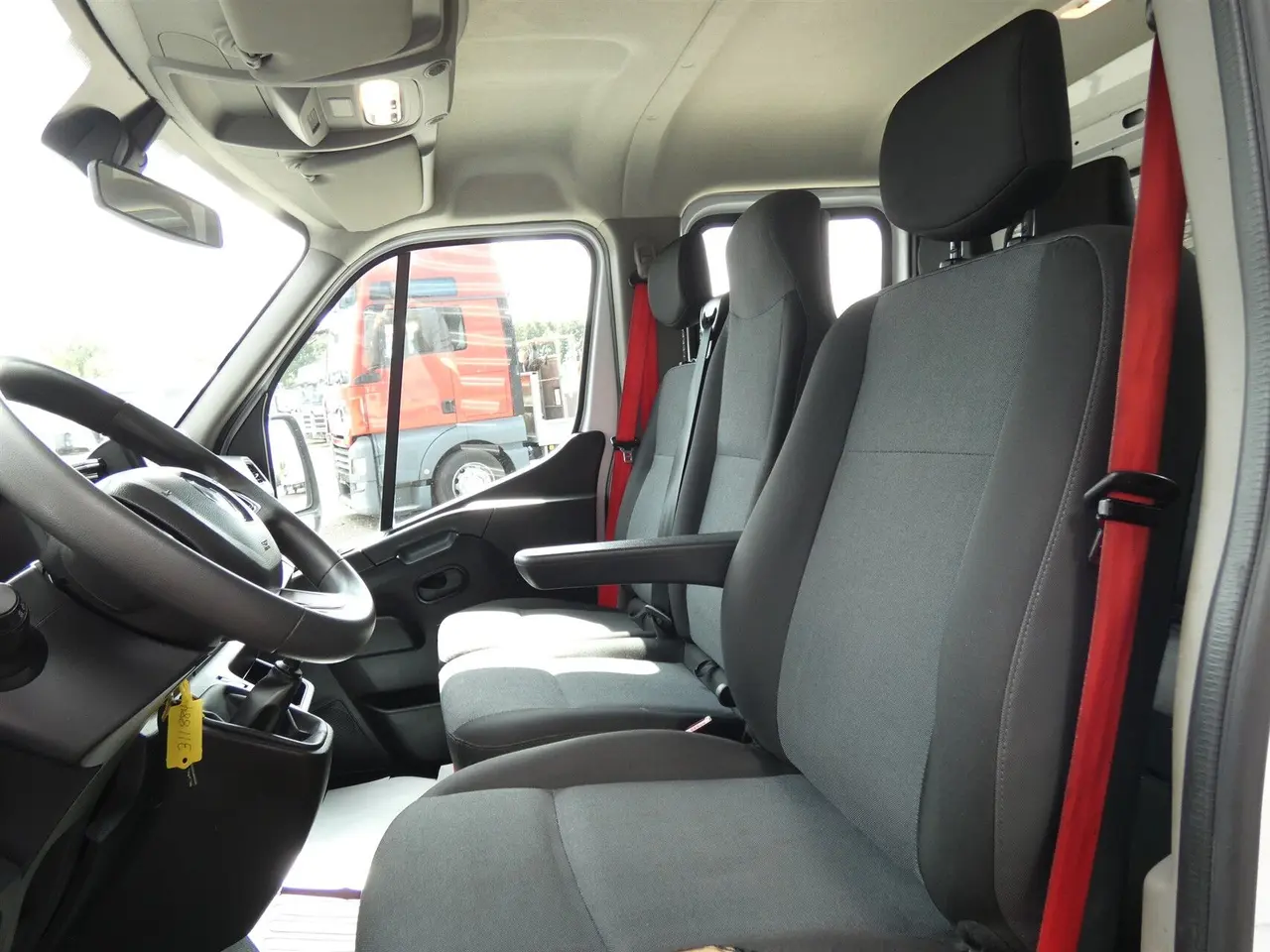 Billede 10 - Renault Master T35 L4 2,3 DCI Tekno RWD MANDSKABSBIL 165HK DobKab Man.