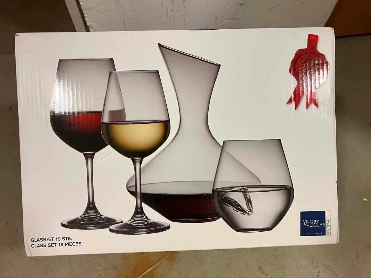 Billede 2 - Lyngby Glas.   Sæt med 19 dele.