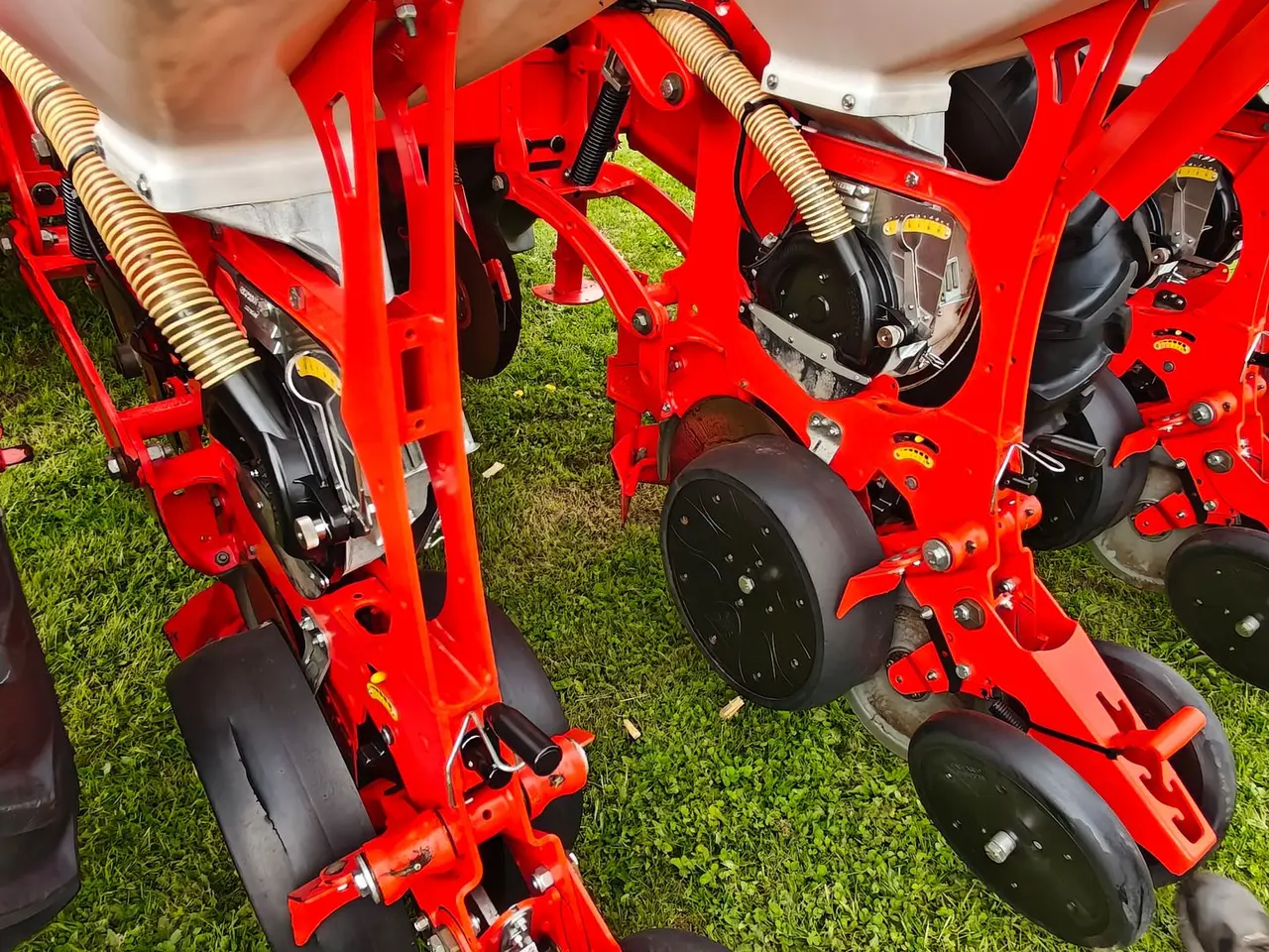 Billede 16 - Maschio Gaspardo MANTA ISOTRONIC 12-75 XL inkl. fabriksny Maschio Gaspardo Fronttank