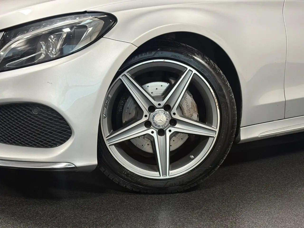 Billede 4 - Mercedes C220 d 2,2 AMG Line stc. aut.