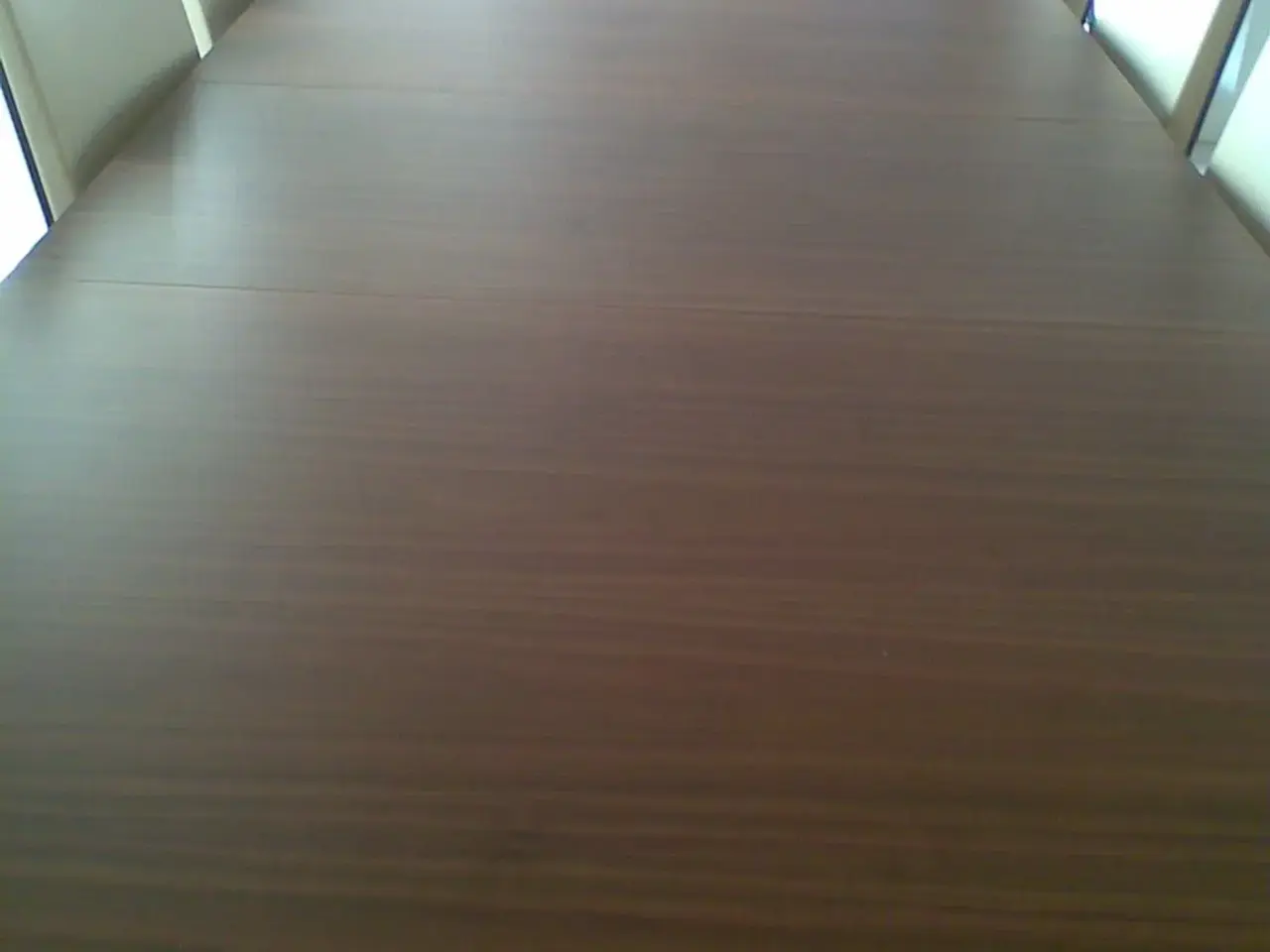Billede 4 - Spisebord med 8 stole.