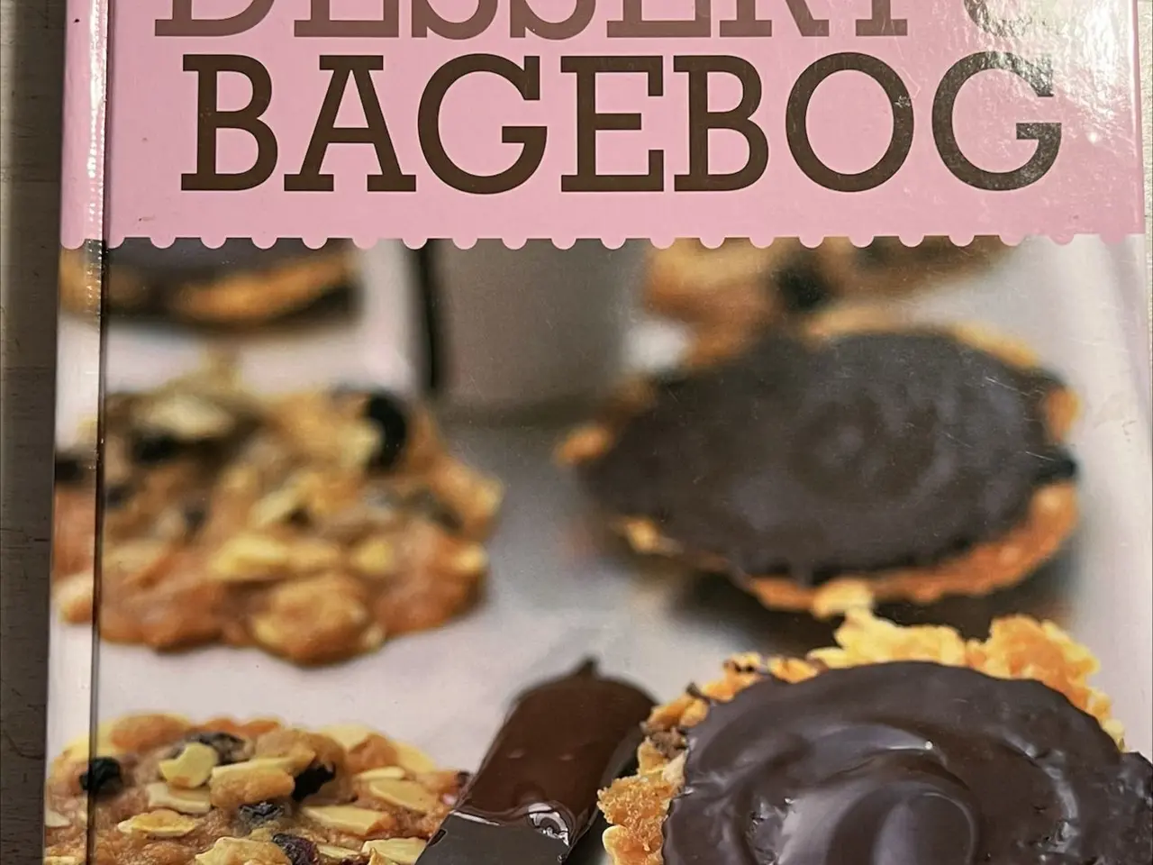 Billede 1 - Dessert og bage bog