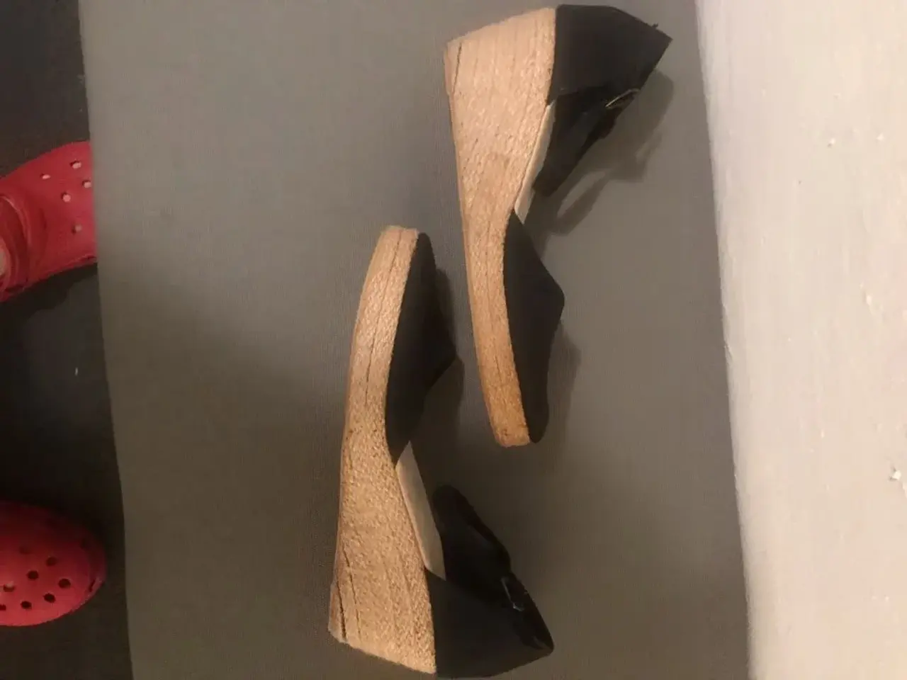 Billede 2 - Sandaler m/ kinahæl.