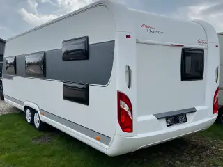2017. Hobby De-Luxe 650 kmfe