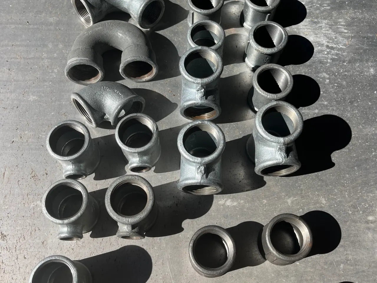 Billede 2 - VVS Fittings 1 1/4 tomes Galvaniseret