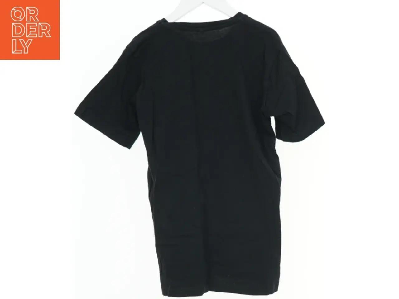 Billede 2 - Sort T-shirt fra JEFF (str. 140)