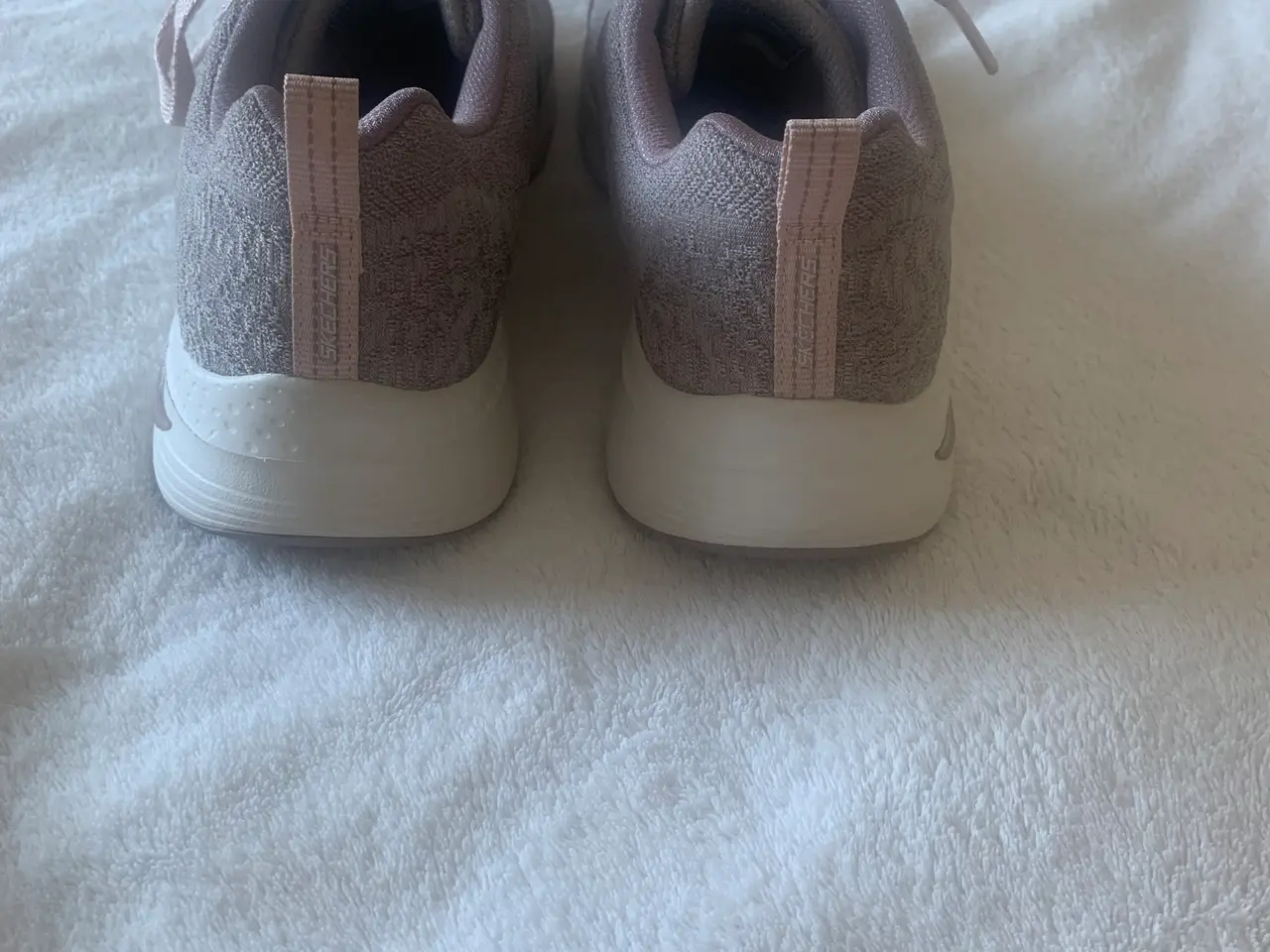 Billede 4 - Flotte sketcher Arch fit sko
