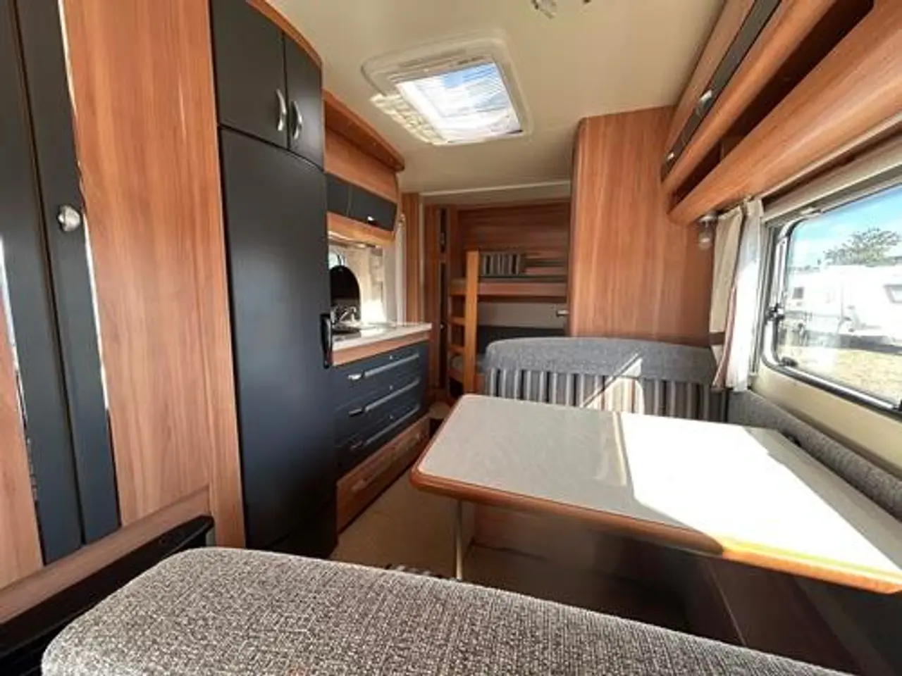 Billede 9 - Hobby DE LUXE 490 KMF