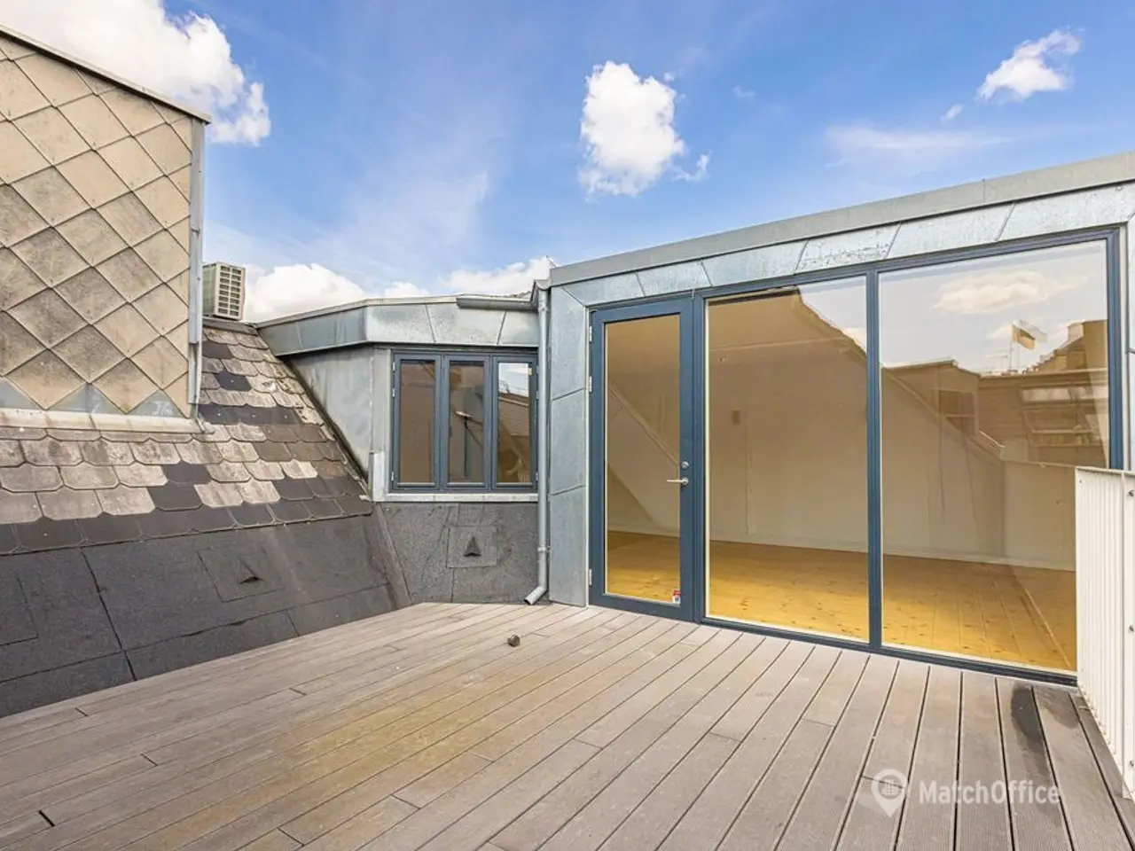 Billede 18 - INGEN BINDING - Nyistandsat og indbydende kontor på 487 m² med privat tagterrasse