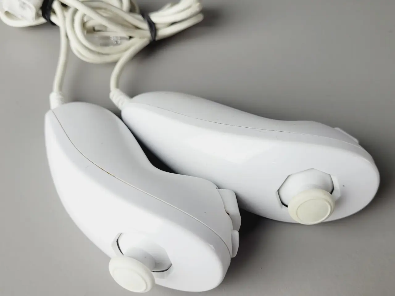 Billede 5 - ⭐️· 🎮 Originale Wii Nunchuk controllere (2 stk.) 